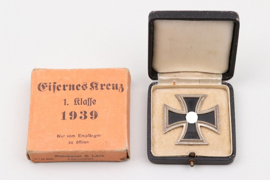 1939 Iron Cross 1st Class with case & outer carton - 4