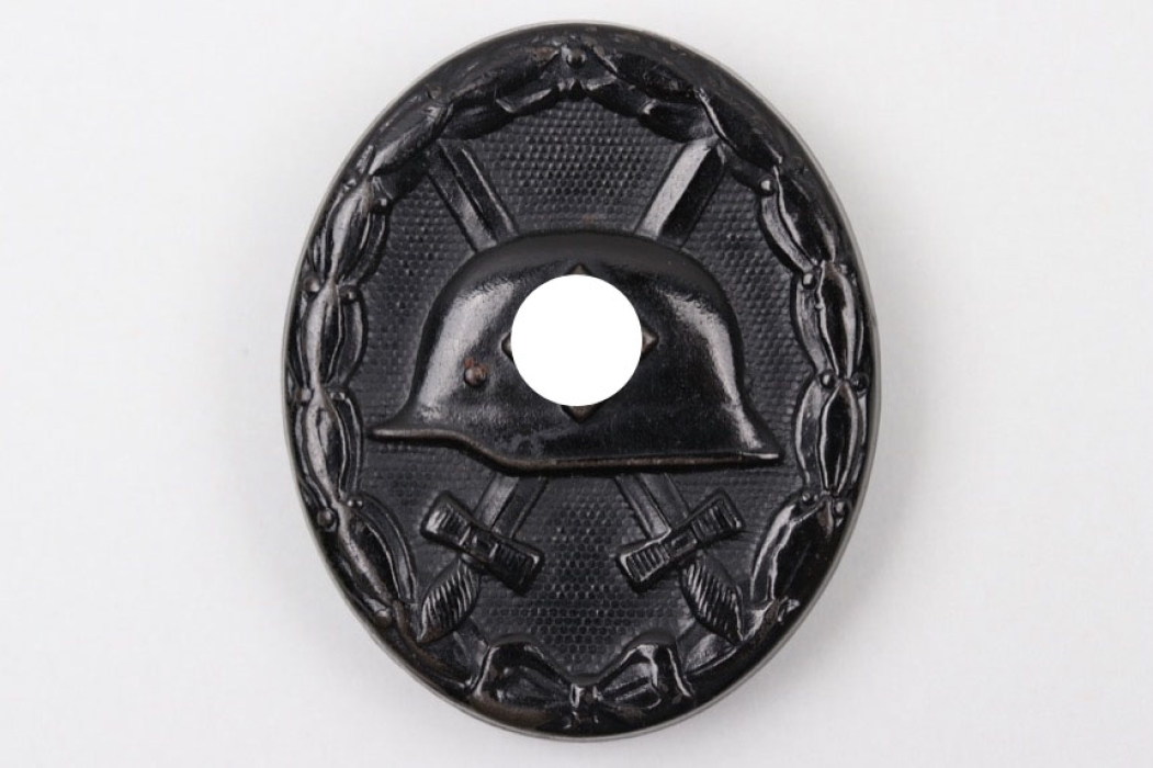 Wound Badge in black - 126