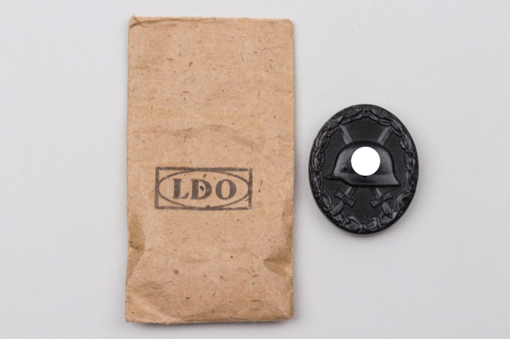 Wound Badge in black in LDO Bag