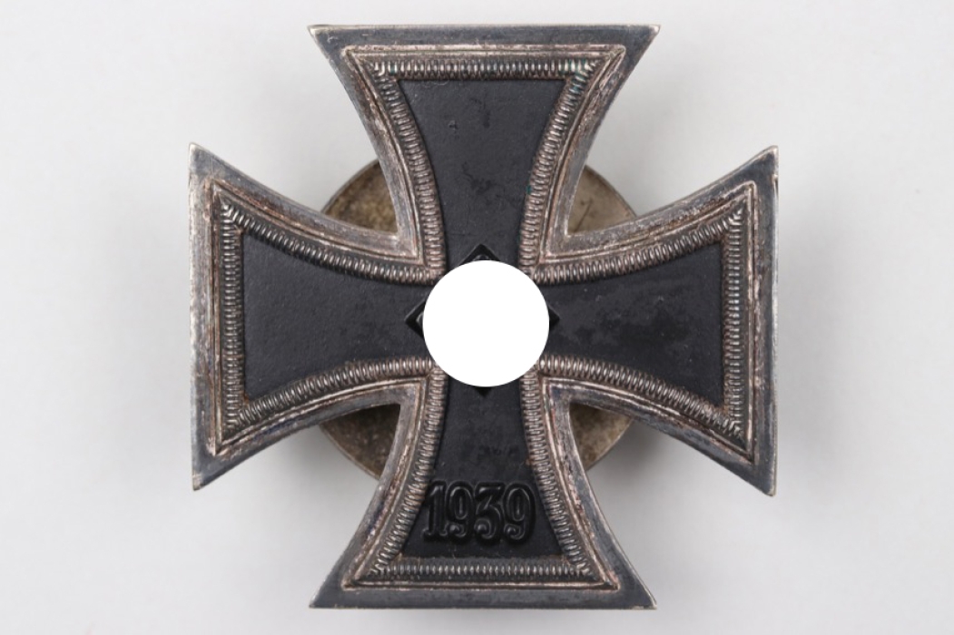 1939 Iron Cross 1st Class on screw-back