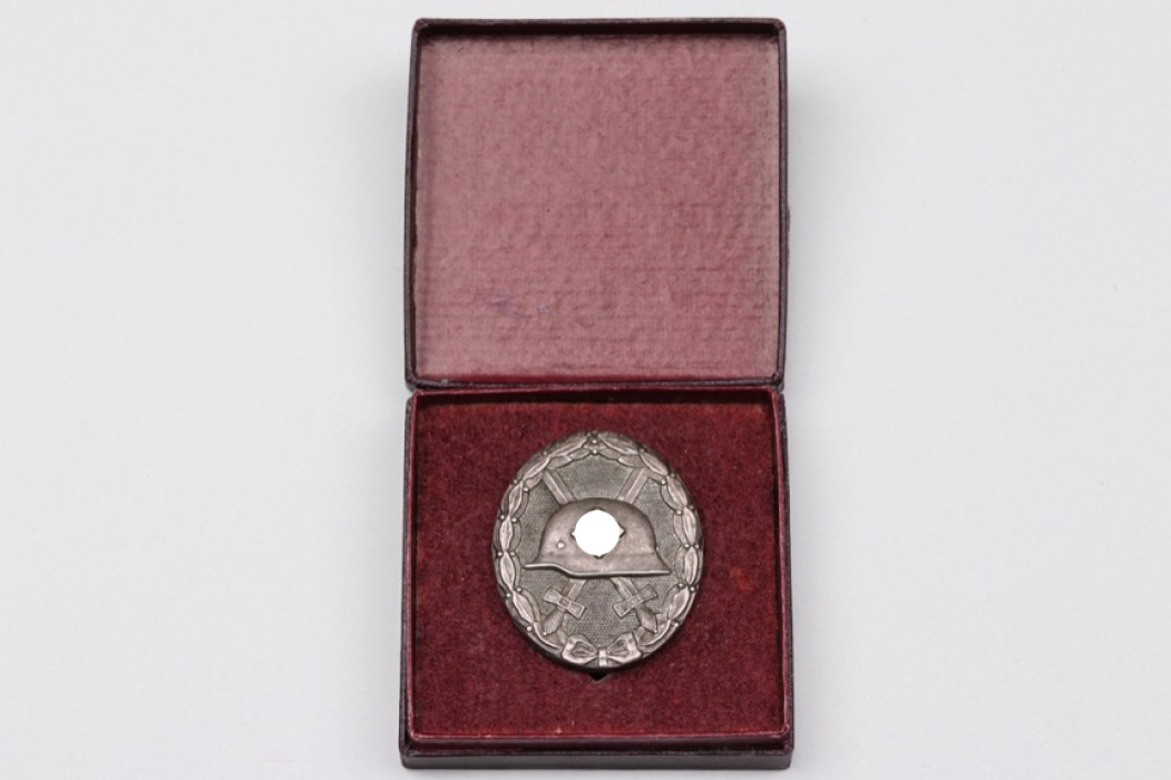 Wound Badge in silver (30) in case