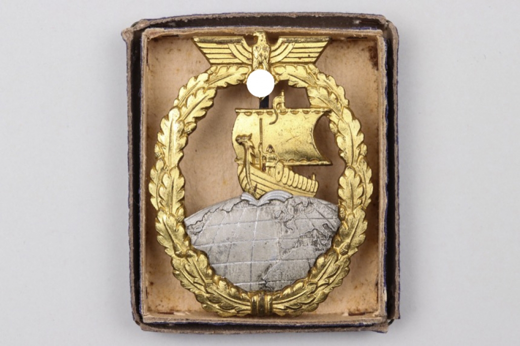 Auxiliary War Cruiser Badge in case - Schwerin