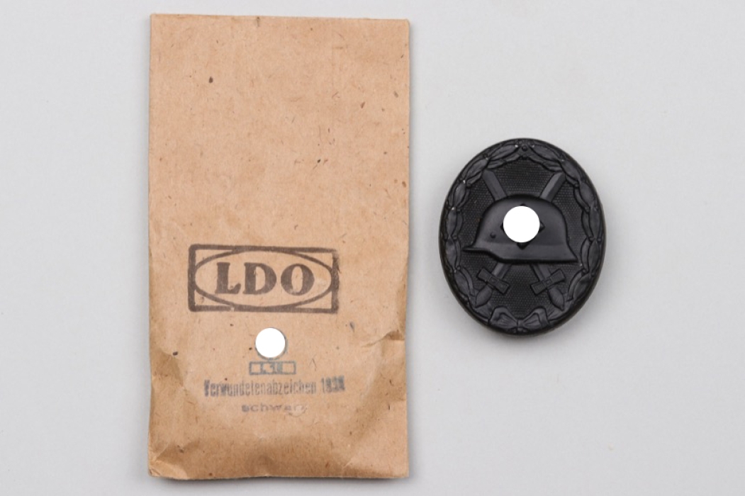 Wound Badge in black in L/18 LDO bag