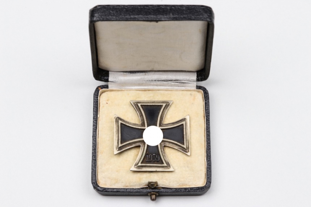 1939 Iron Cross 1st Class in case (engraved)