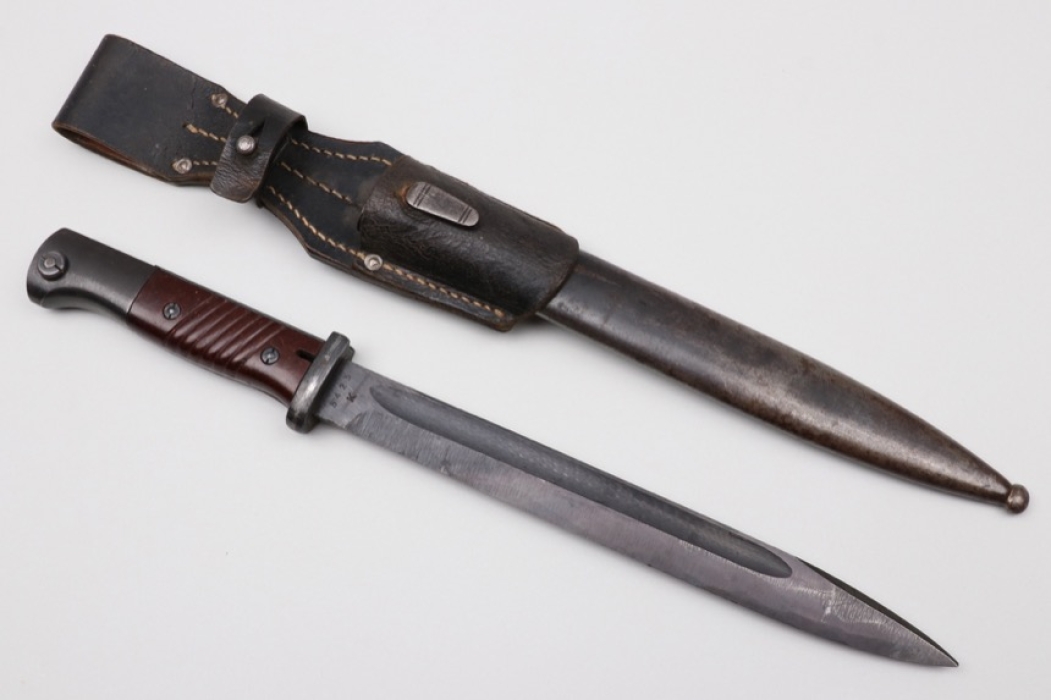 Wehrmacht K98 combat bayonet with frog