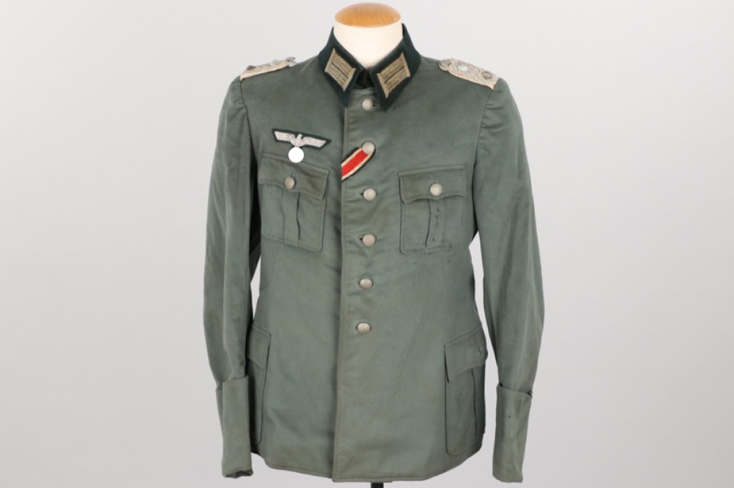 Heer Infanterie field tunic to Honor Clasp recipient