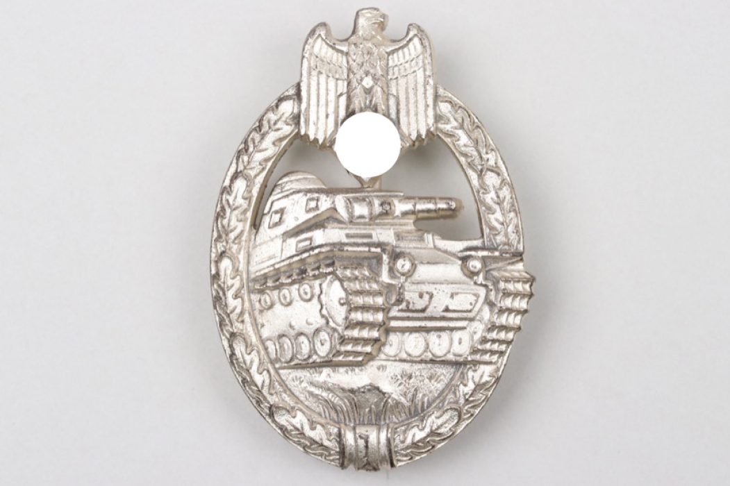 Tank Assault Badge in silver "S&L" - heavy weight