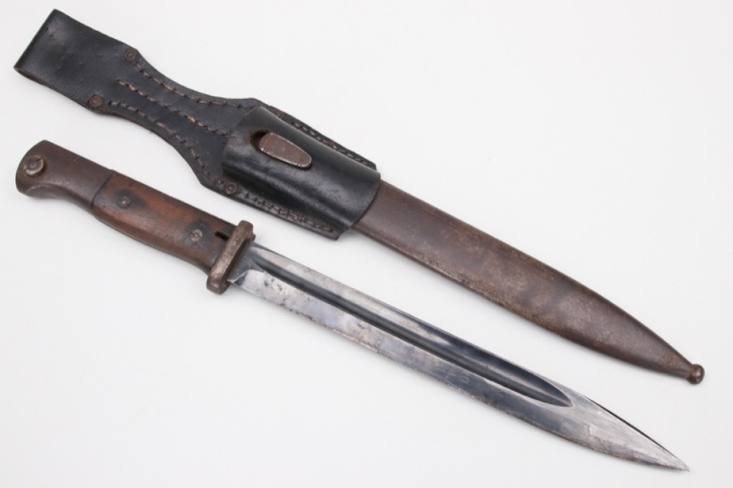 Wehrmacht combat bayonet 84/89 with frog - number matching