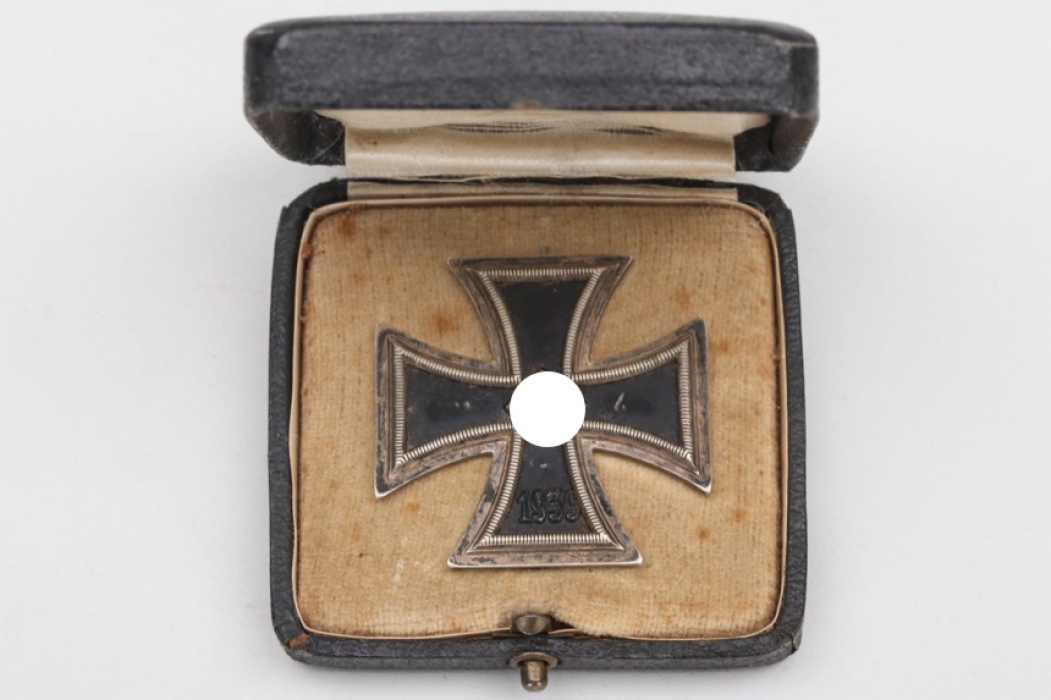 1939 Iron Cross 1st Class in case - L59