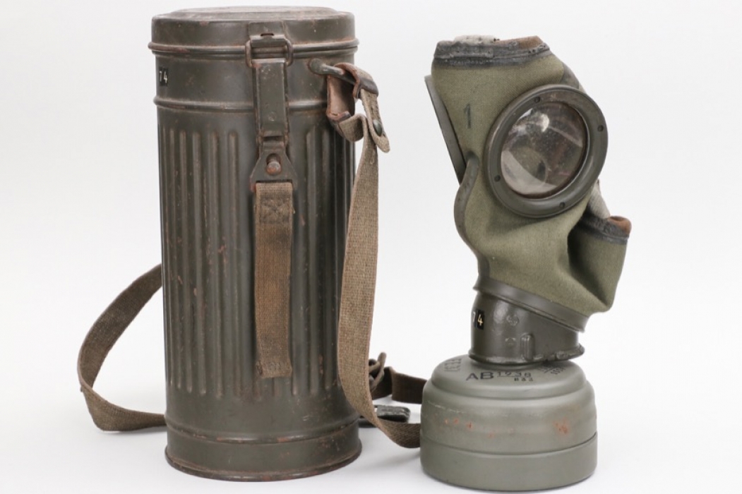 Wehrmacht gas mask with can - HALLER