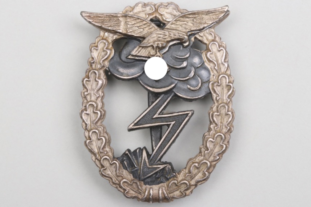 Luftwaffe Ground Assault Badge - M.u.K. 5