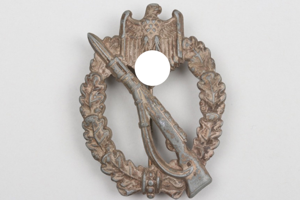 Infantry Assault Badge in silver - L/51