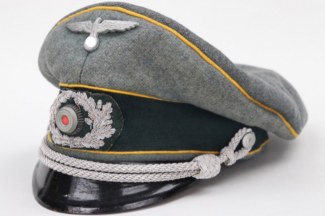 Heer Kavallerie officer's visor cap - late war