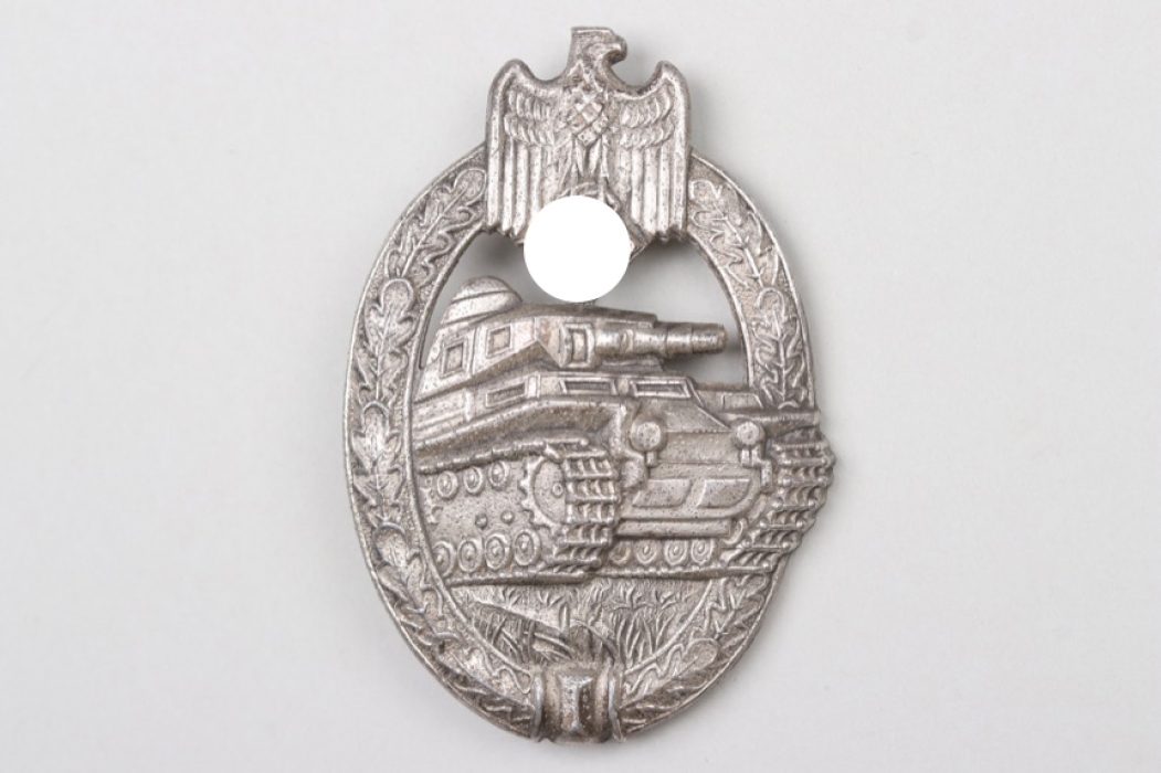 Tank Assault Badge in silver - Scholze