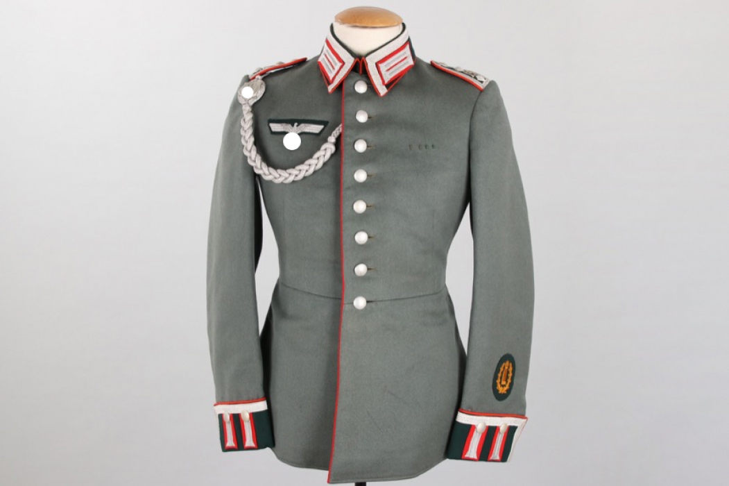 Heer Art.Rgt.19 parade tunic - Oberwachtmeister