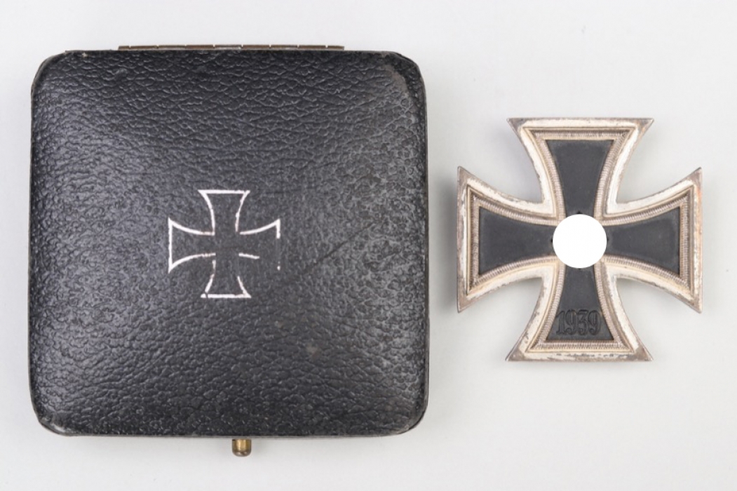 1939 Iron Cross 1st Class in case - non-magnetic core