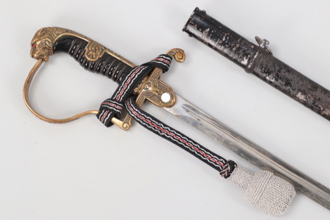 Heer officer's lions head sabre with portepee