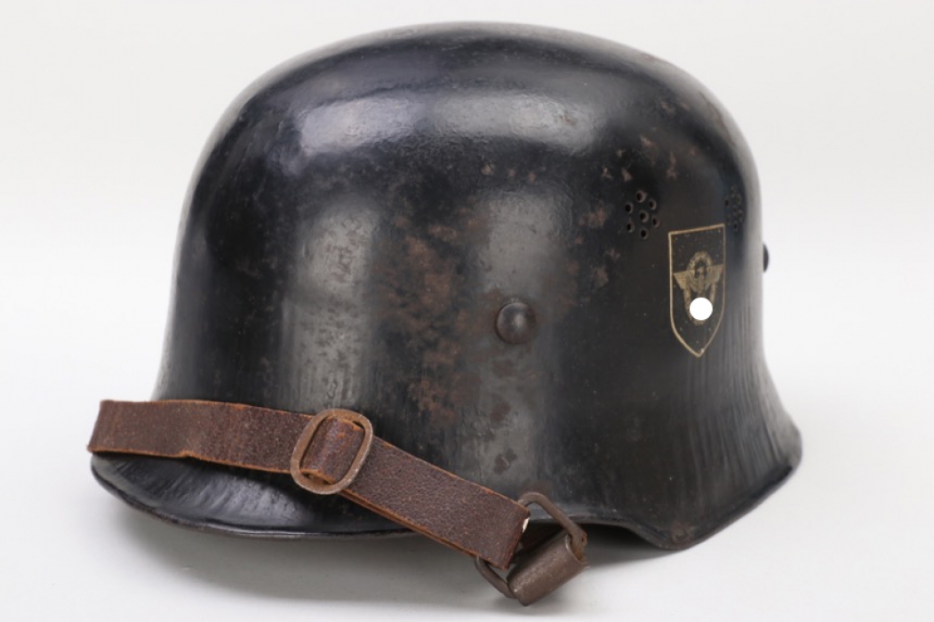 Third Reich M34 fire brigade double decal helmet