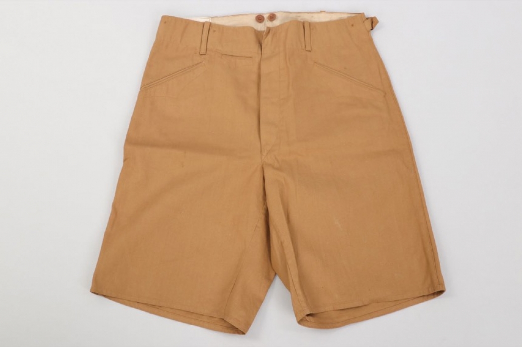 HJ brown summer shorts + RZM tag