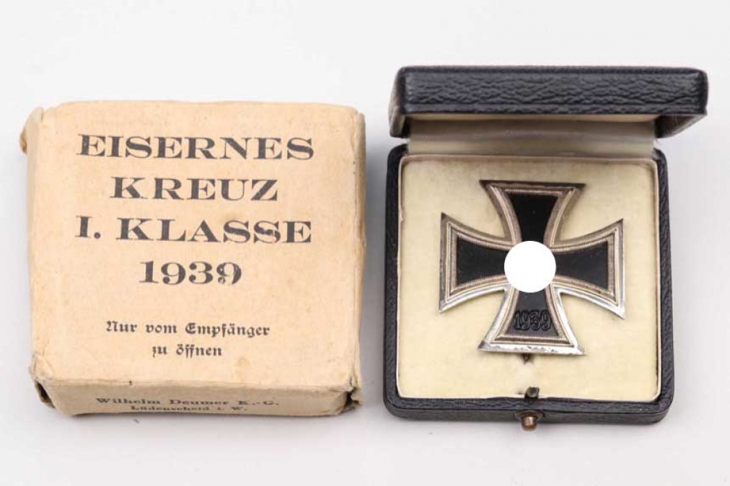 1939 Iron Cross 1st Class in case with outer carton - L/11