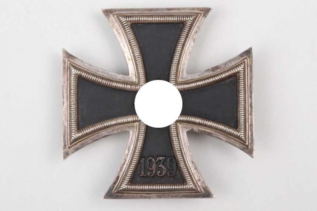 1939 Iron Cross 1st Class in case - 65