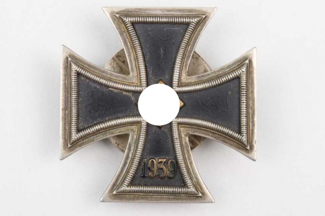 1939 Iron Cross 1st Class on screw-back "L/16" - brass core