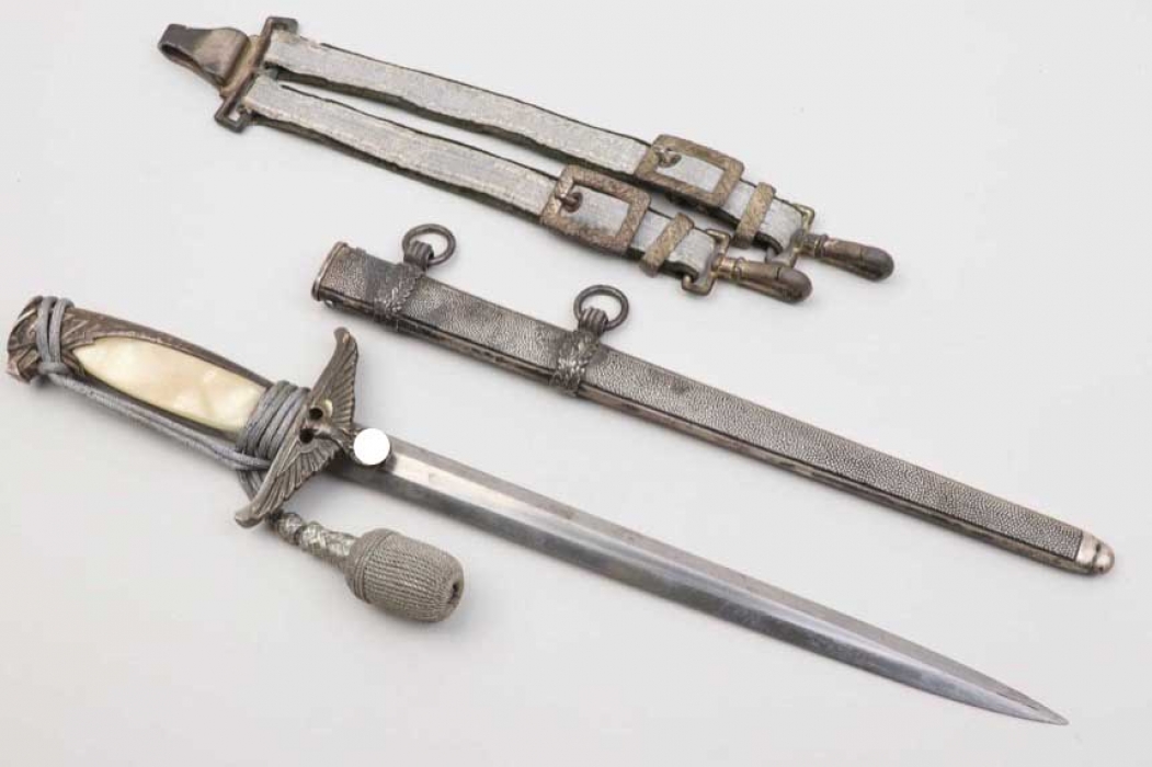 Government Official’s Dagger M38 with hangers & portepee - Alcoso/WKC