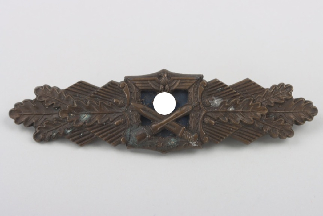 Close Combat Clasp in bronze - AGMuK (fluted pin - round wire catch)