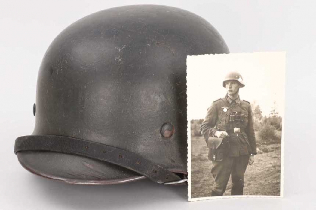 Oberleutnant Ring - M40 single decal helmet with photo proof