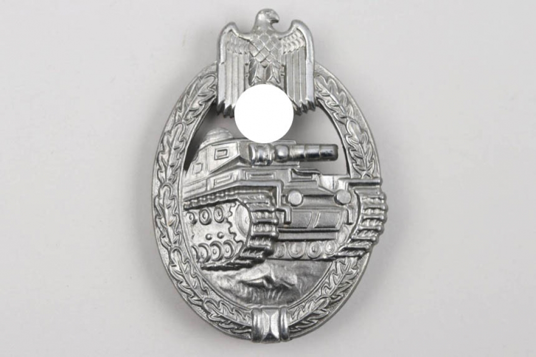 Tank Assault Badge in silver - Frank & Reif