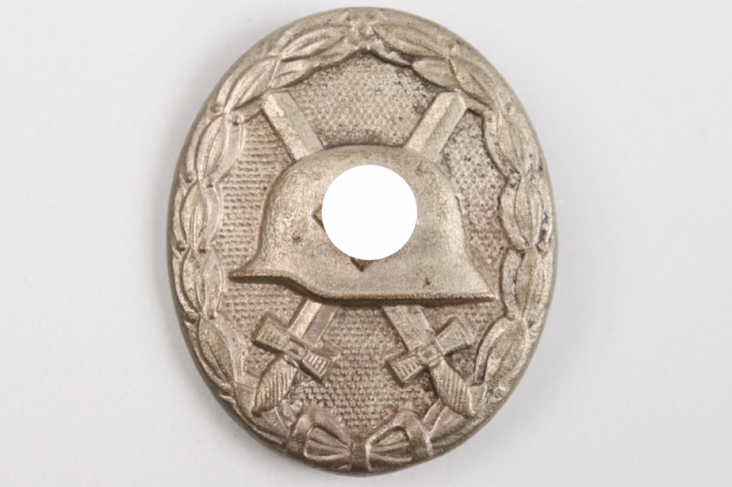 Wound Badge in silver - hollow