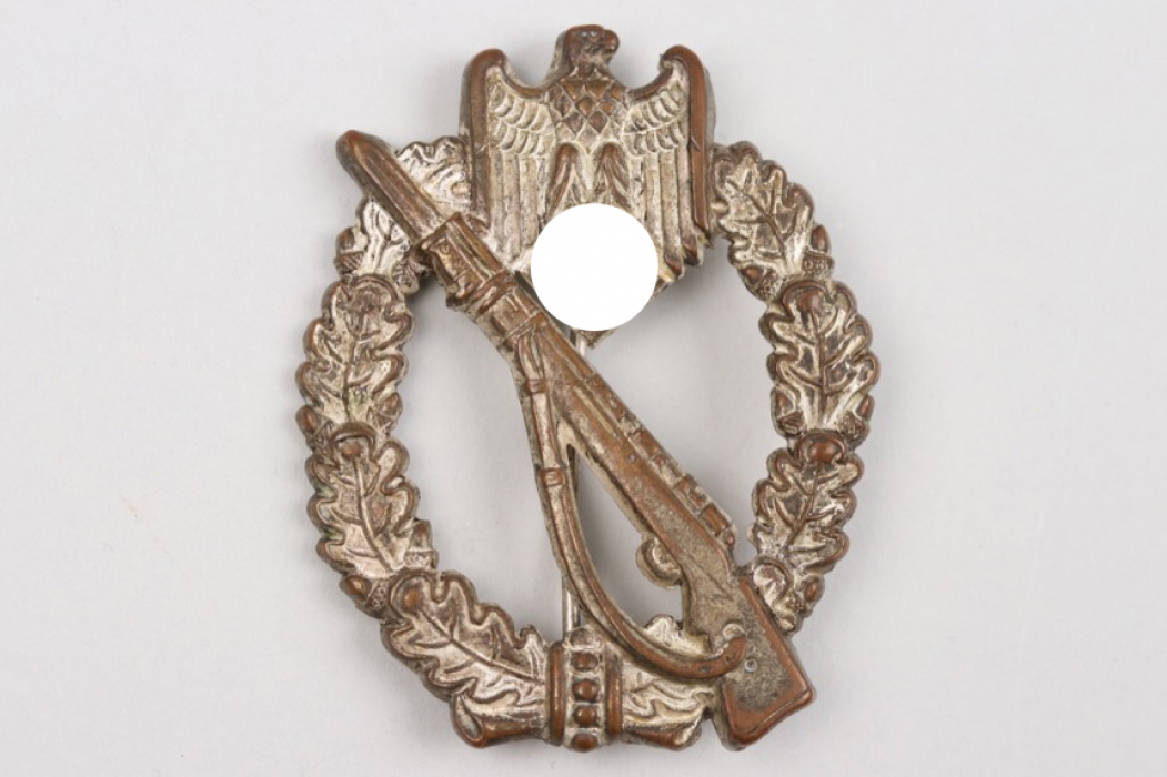 Infantry Assault Badge in silver - W. Deumer (Tombak)