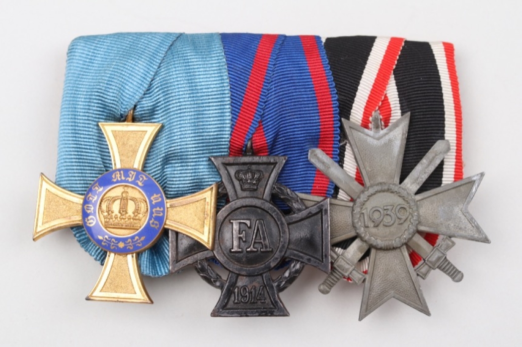 3-place medal bar with Order of the Crown