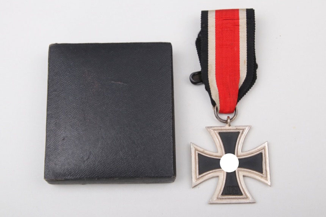 1939 Iron Cross 2nd Class with case - 100 & L/54