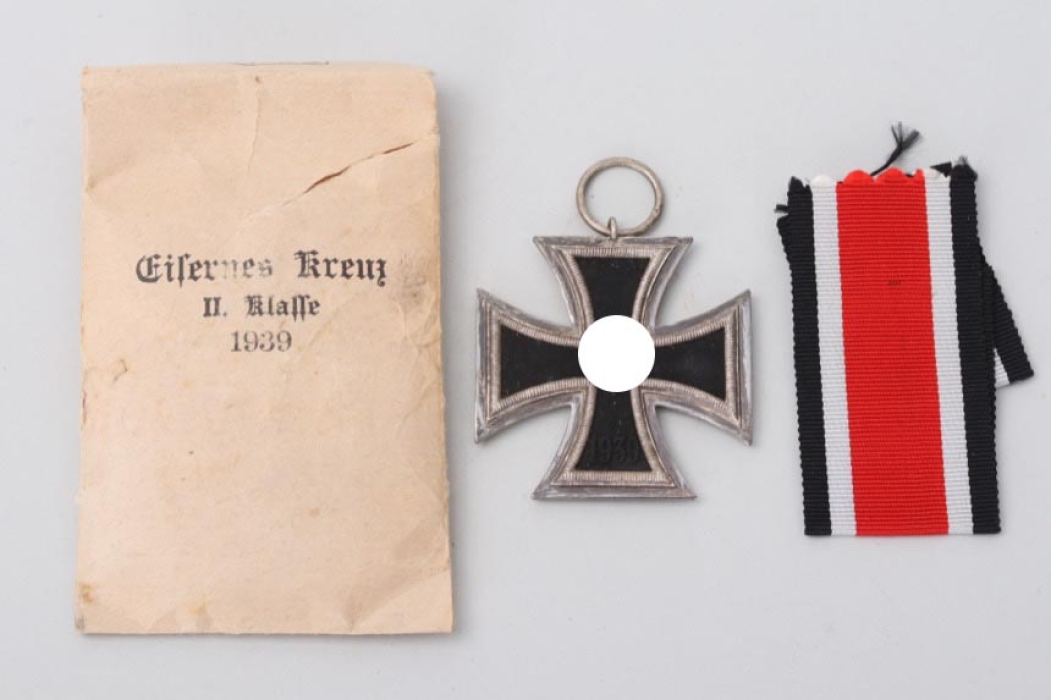 1939 Iron Cross 2nd Class with bag - 27