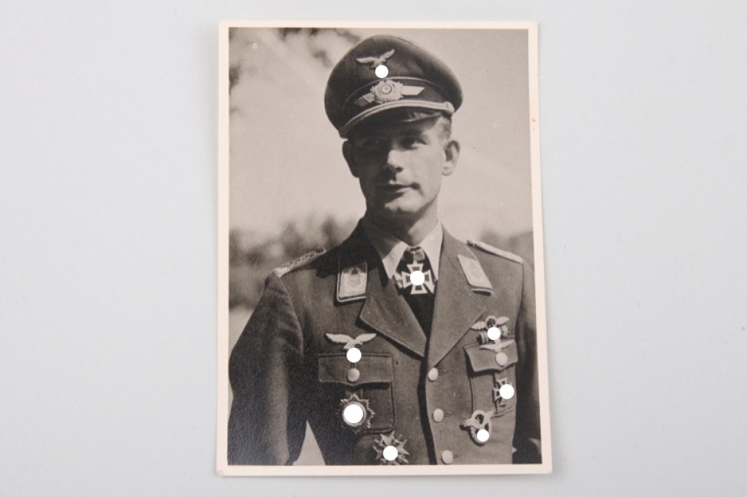 Unknown Luftwaffe Knight's Cross recipient's portrait photo