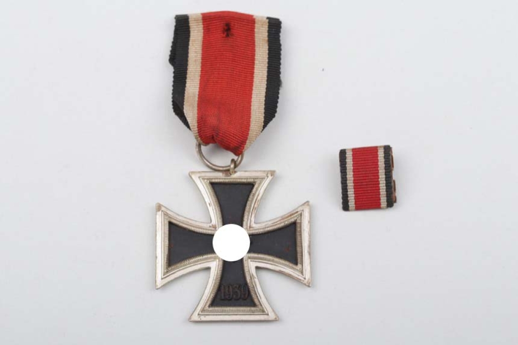 1939 Iron Cross 2nd Class with ribbon bar