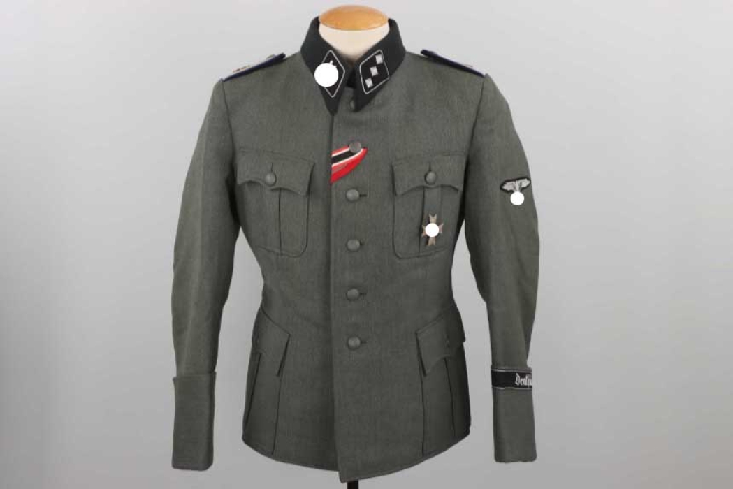 Waffen-SS "Deutschland" field tunic to a SS-Untersturmführer