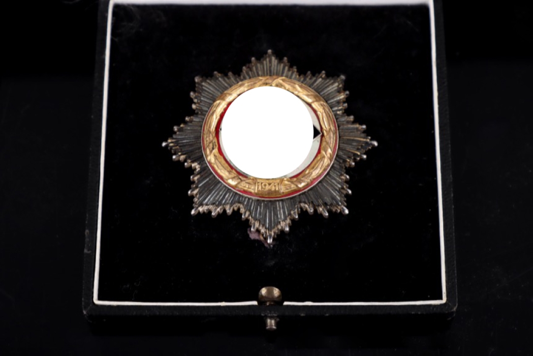 German Cross in Gold with case - 21