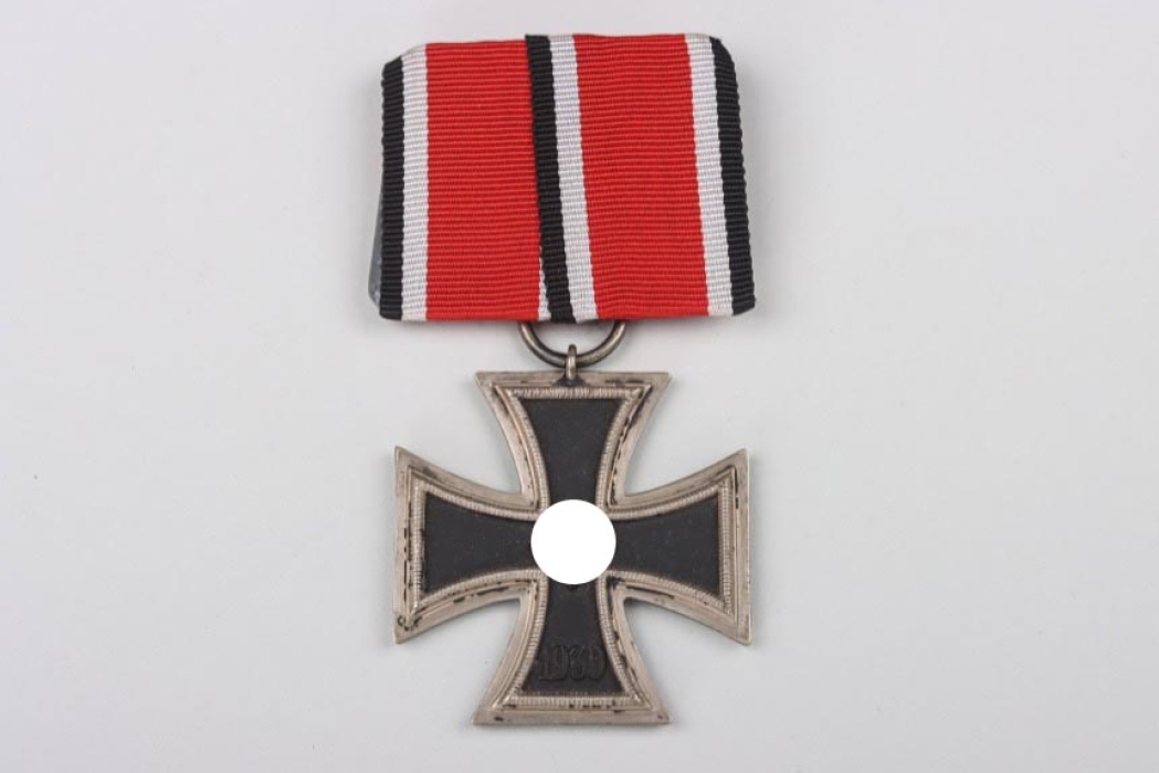 1939 Iron Cross 2nd Class on medal bar