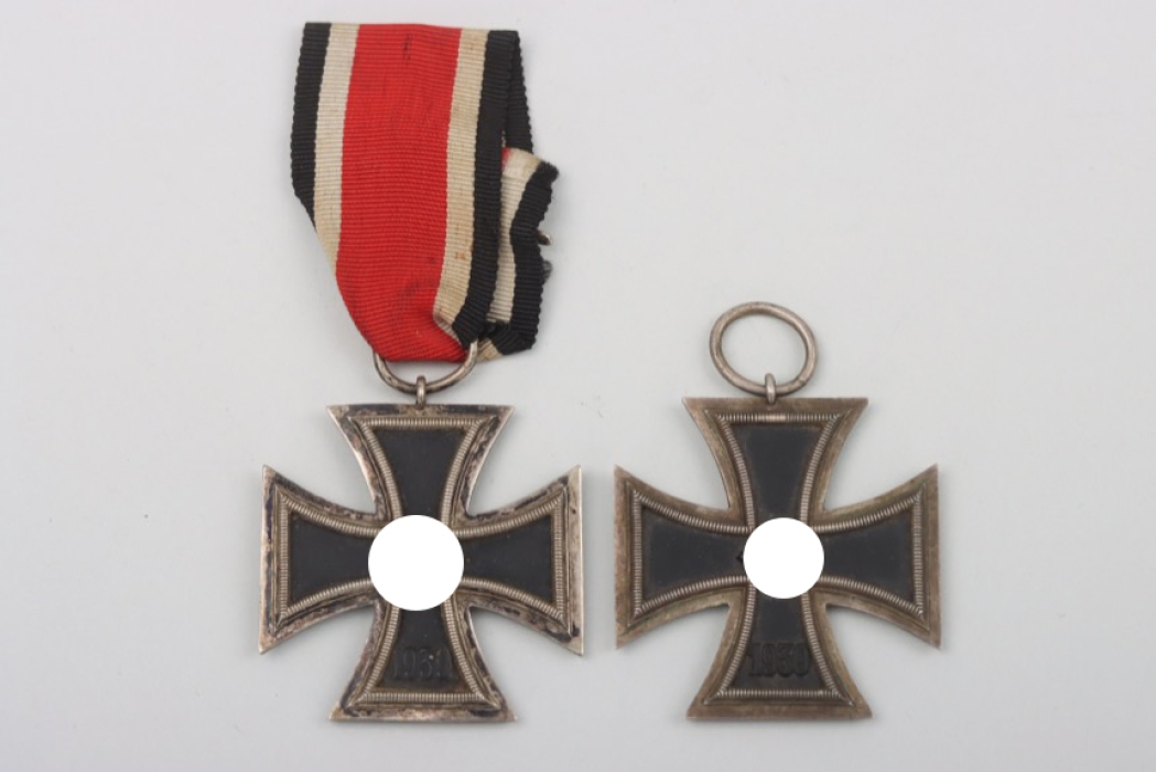 2 x 1939 Iron Cross 2nd Class