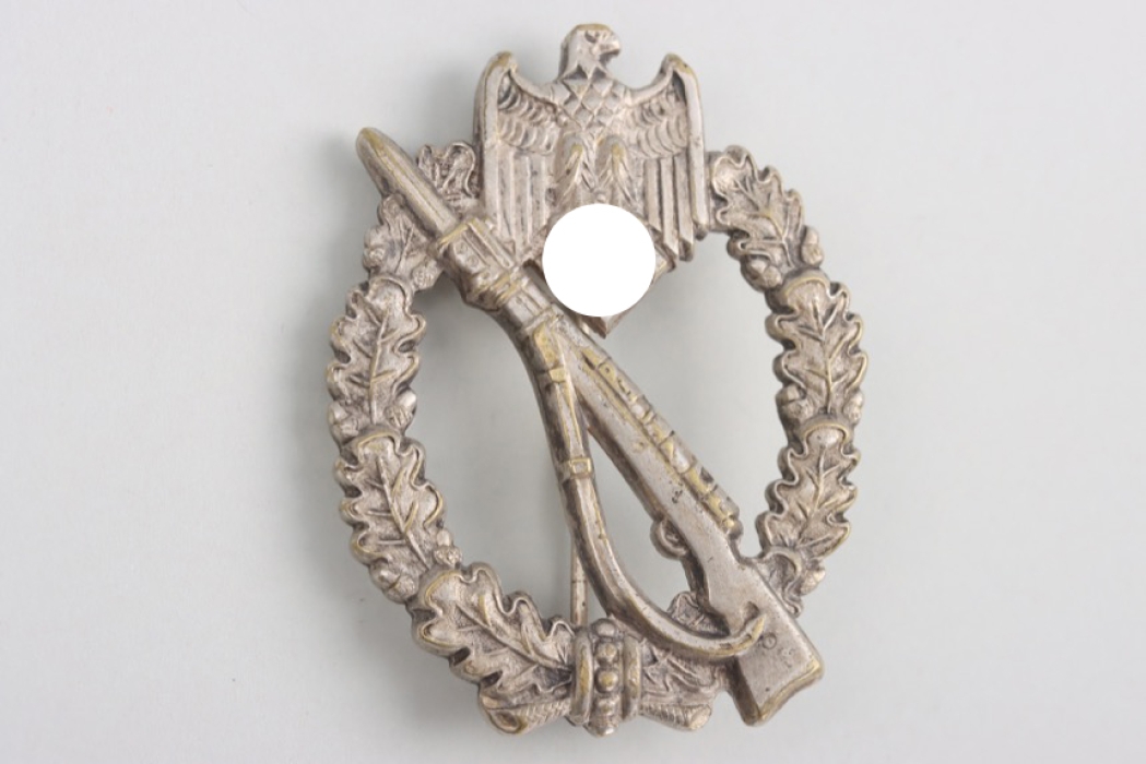 Infantry Assault Badge in Silver - Wurster
