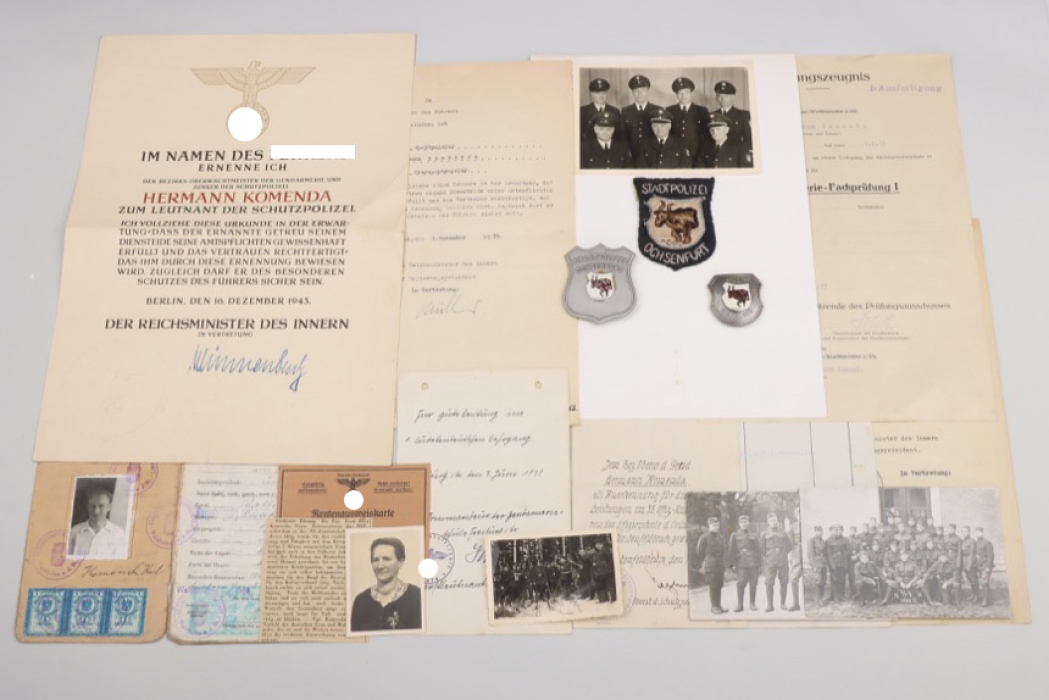 Bezirks-Oberwachtmeister Hermann Komenda - documents, photos and badges