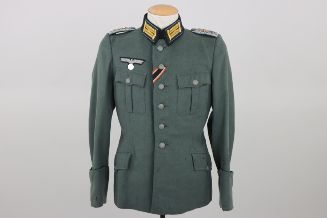 Heer official's service tunic for a Reichskriegsgerichtsrat