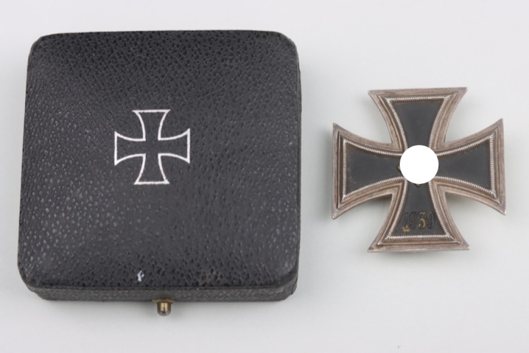 Pz.Jg. Hptm. Fischer - 1939 Iron Cross 1st Class in case