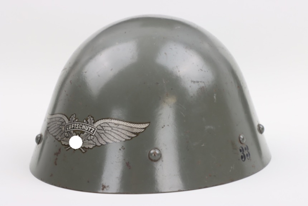 Luftschutz helmet - Czech helmet M34