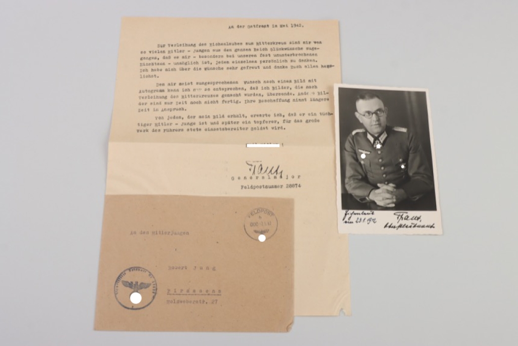 Traut, Hans - Oak Leaves winner signed portrait photo with letter & envelope