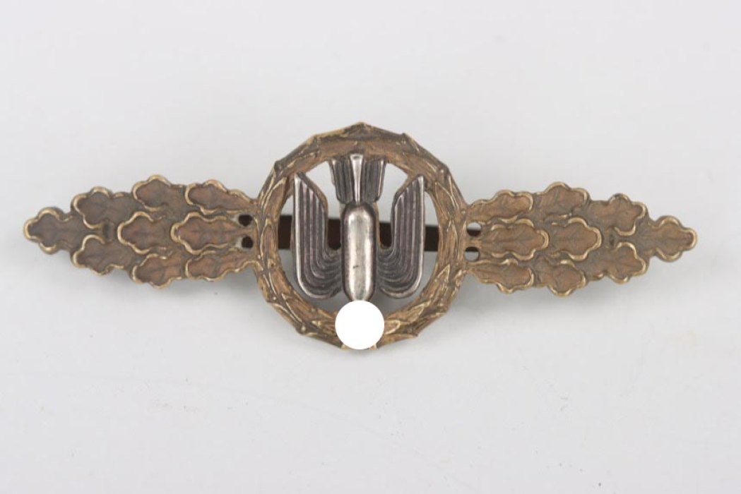 Squadron Clasp for Bomber Pilots in Bronze