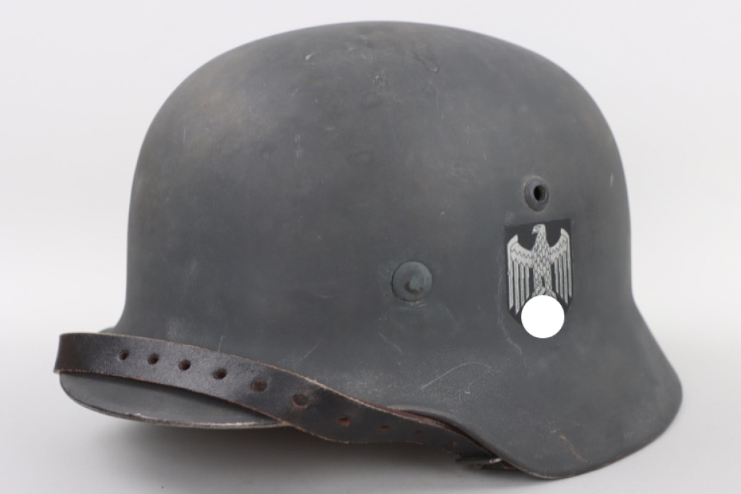 Heer M35 single decal helmet issued in 1943 - EF68
