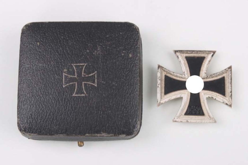 1939 Iron Cross 1st Class in case - "15"